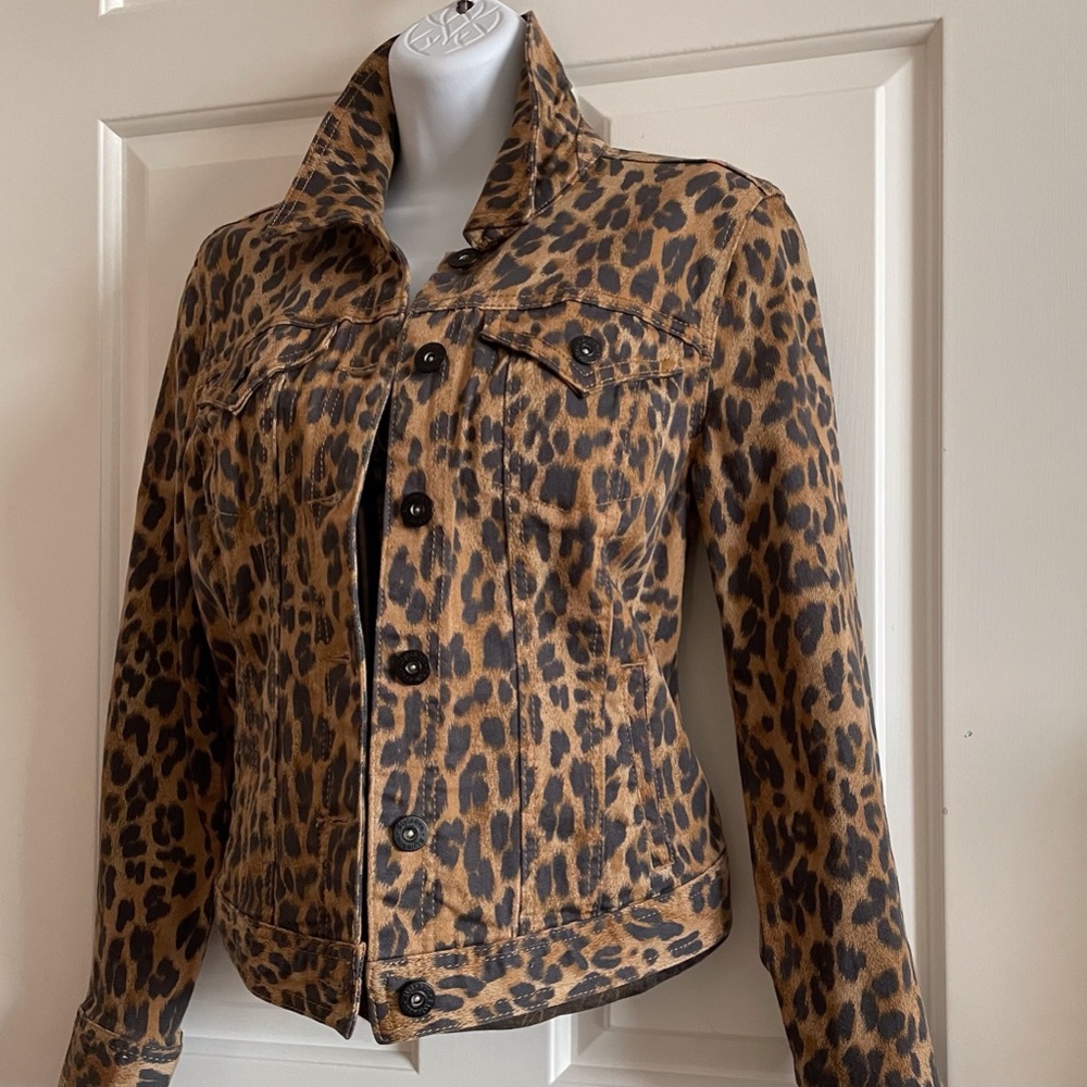 Black & Tan Leopard Print 🐆 Denim Jacket - Picture 3 of 10